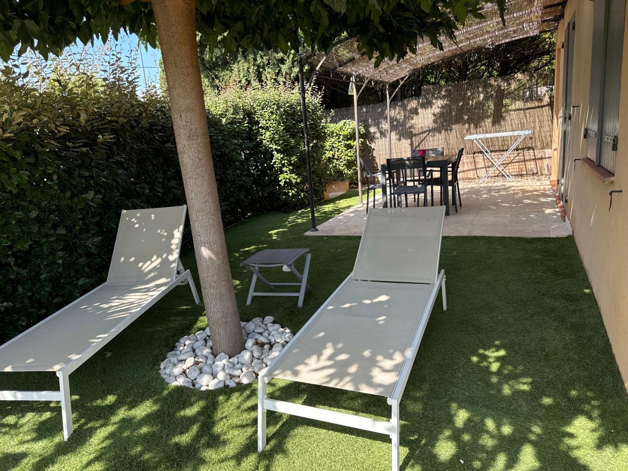 Villa, Maison Independante, Avec Piscine Privative พูเชต์-ซูราร์ช็องส์ ภายนอก รูปภาพ